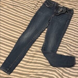 Blue Skinny Jeans with a Medium to Dark Wash